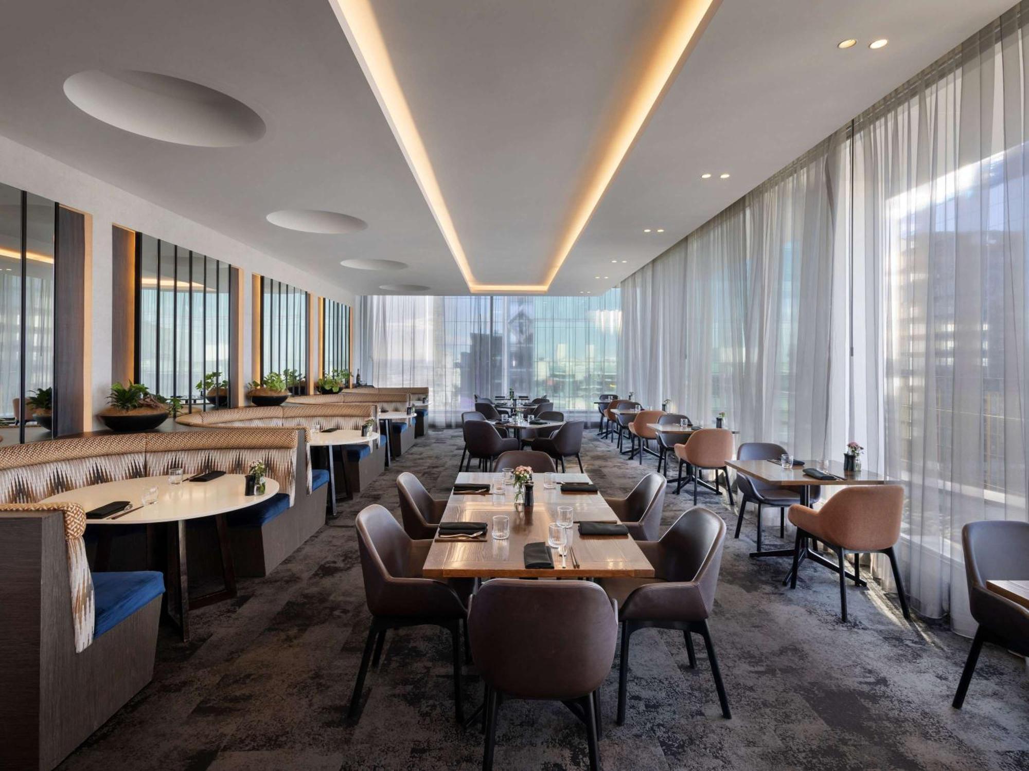 Grand Mercure 5* Auckland